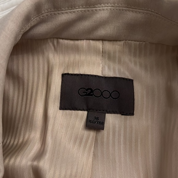 Cute Women’s Beige Blazer - Picture 7 of 8